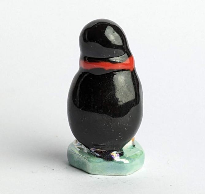 unschuldiger Pinguin 