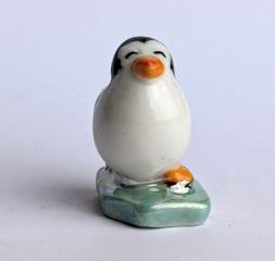 Flirting penguin 