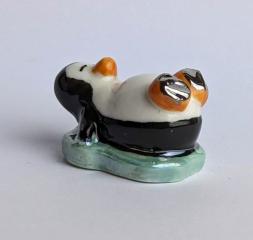 sleeping penguin 
